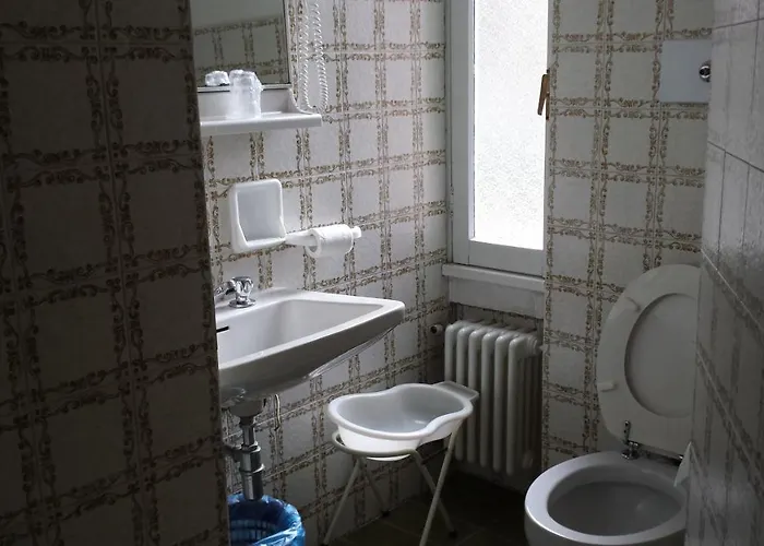 Nouveau Mirabeau Hotel 2*